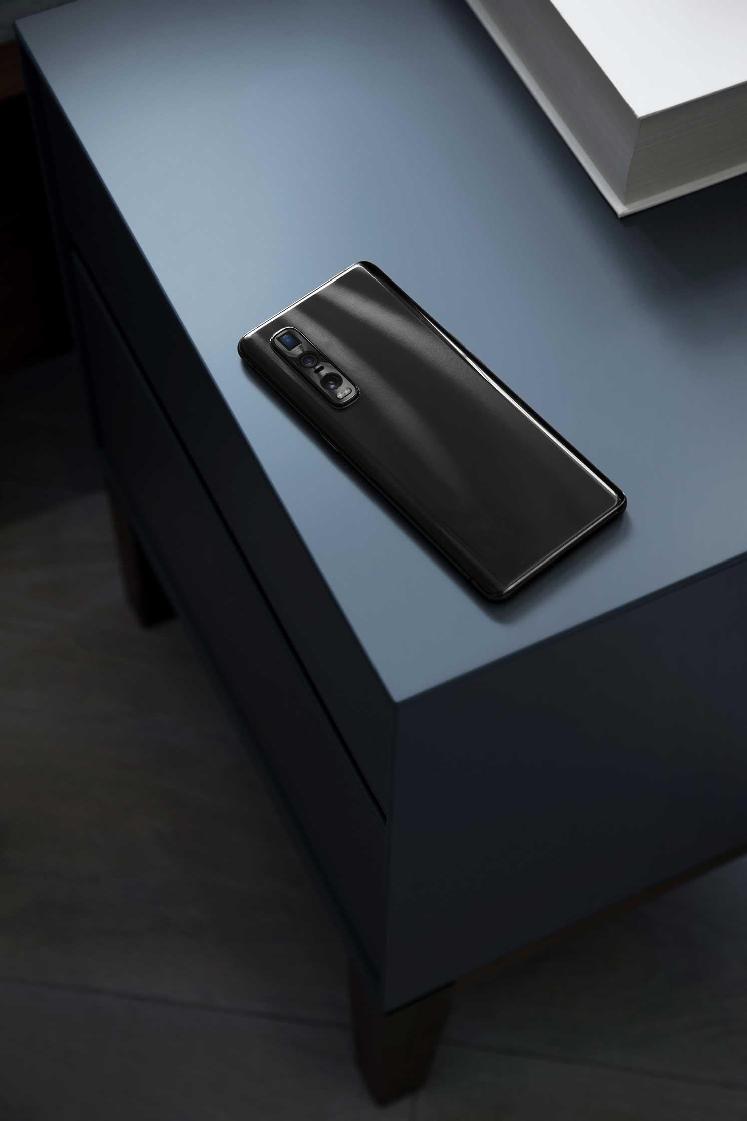 4 Creative Entrepreneurs Unbox OPPO Find X2 Pro – Wisse