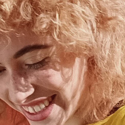 OPPO F11 - dazzle color mode