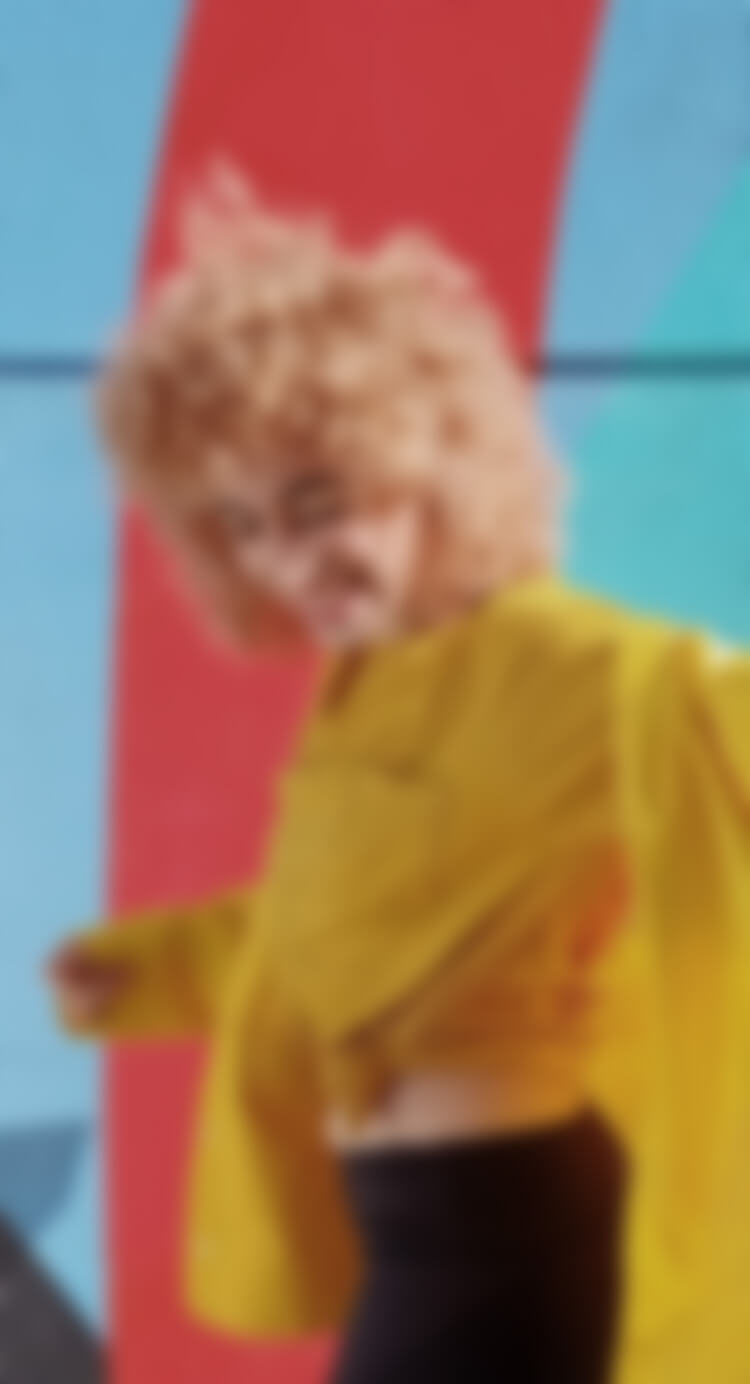 OPPO F11 - dazzle color mode